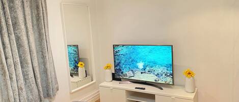 2 chambres, bureau, fer et planche à repasser, Wi-Fi