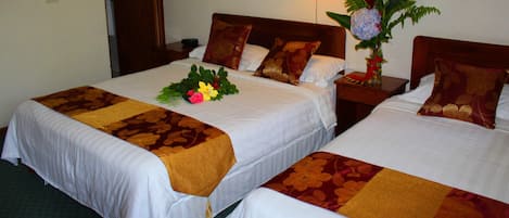 Suite básica | 1 dormitorio, escritorio, wifi gratis y ropa de cama
