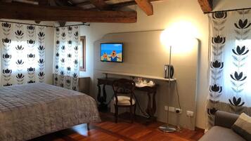 Superior-Doppel- oder -Zweibettzimmer, 1 Queen-Bett, Nichtraucher, Gartenblick