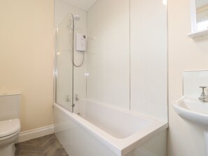 Shower - Pond Cottage (Alnwick)