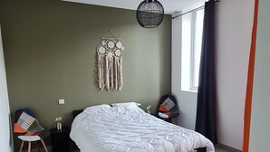 1 bedroom, travel crib, bed sheets - Spacious apartment in the heart of Saint-Nectaire (Saint-Nectaire)