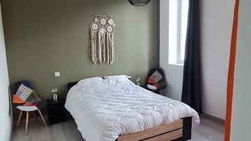 1 slaapkamer, reisbedje, beddengoed