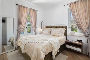 5 slaapkamers, een strijkplank/strijkijzer, wifi, beddengoed