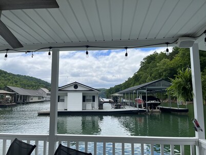 Floating Cabin - Another Day in Paradise at Whitman Hollow Marina
