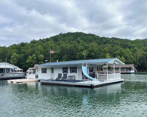 Floating Cabin - Another Day in Paradise at Whitman Hollow Marina