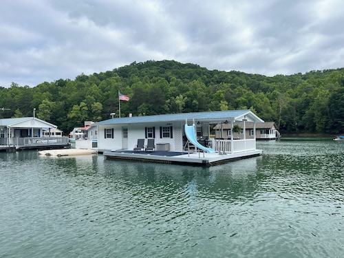 Floating Cabin - Another Day in Paradise at Whitman Hollow Marina