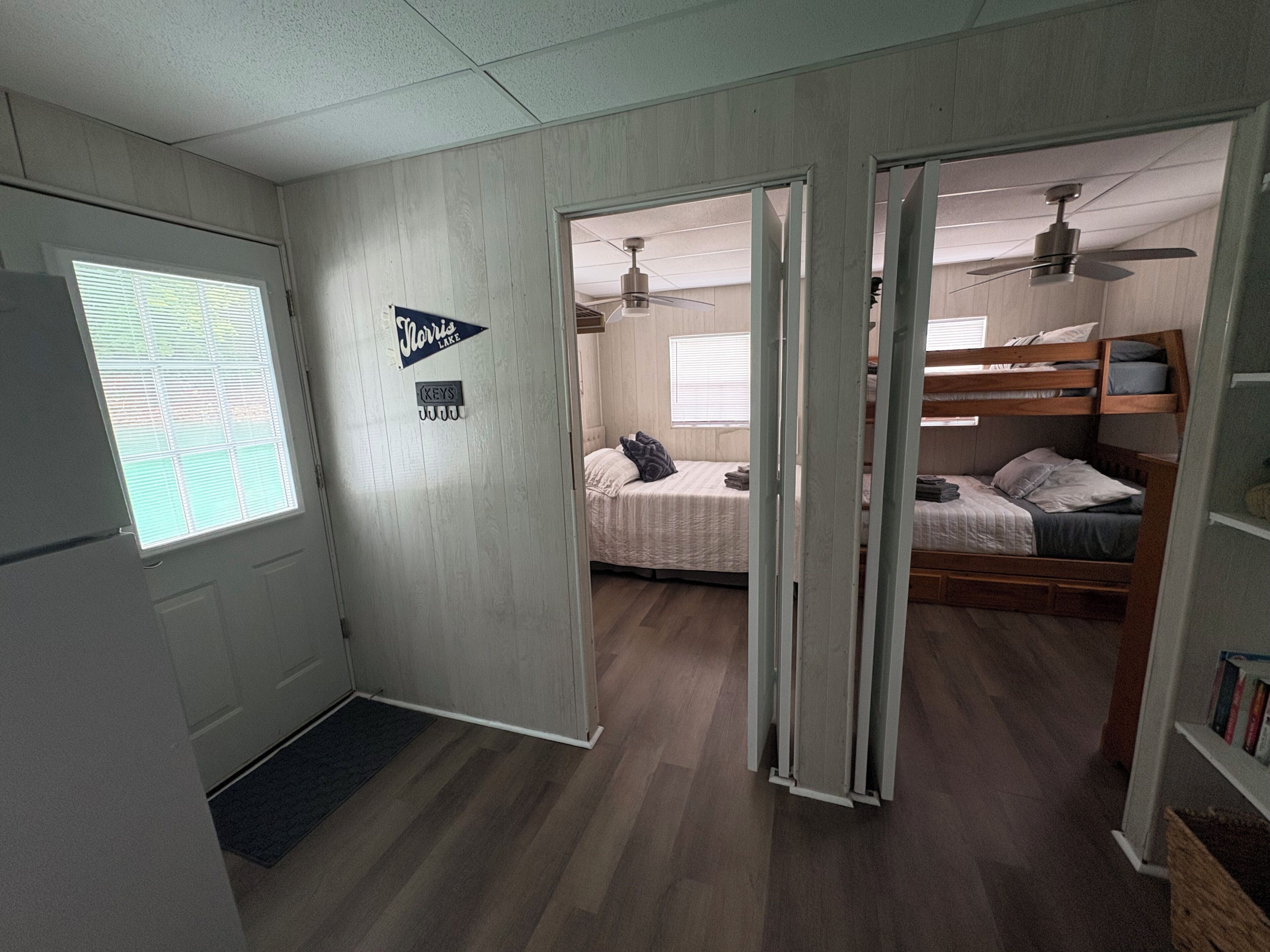 2 bedrooms, WiFi, bed sheets