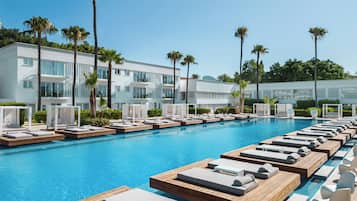 Seasonal outdoor pool