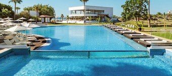 So Nice Club Resort