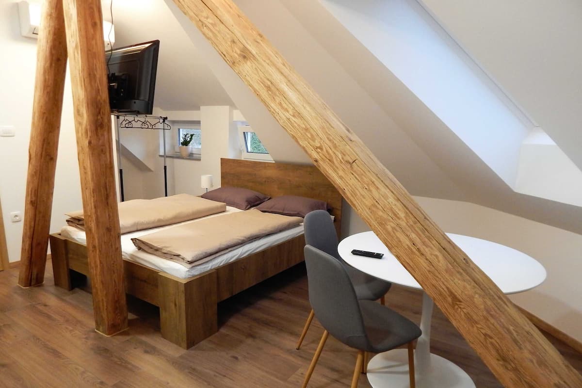 Studio (Studio Apartment 5) | Interior