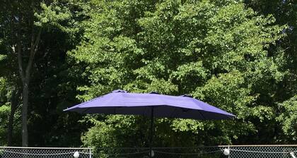 Charming home in Hudson Valley, with a seasonal pool, 2 hours from NYC