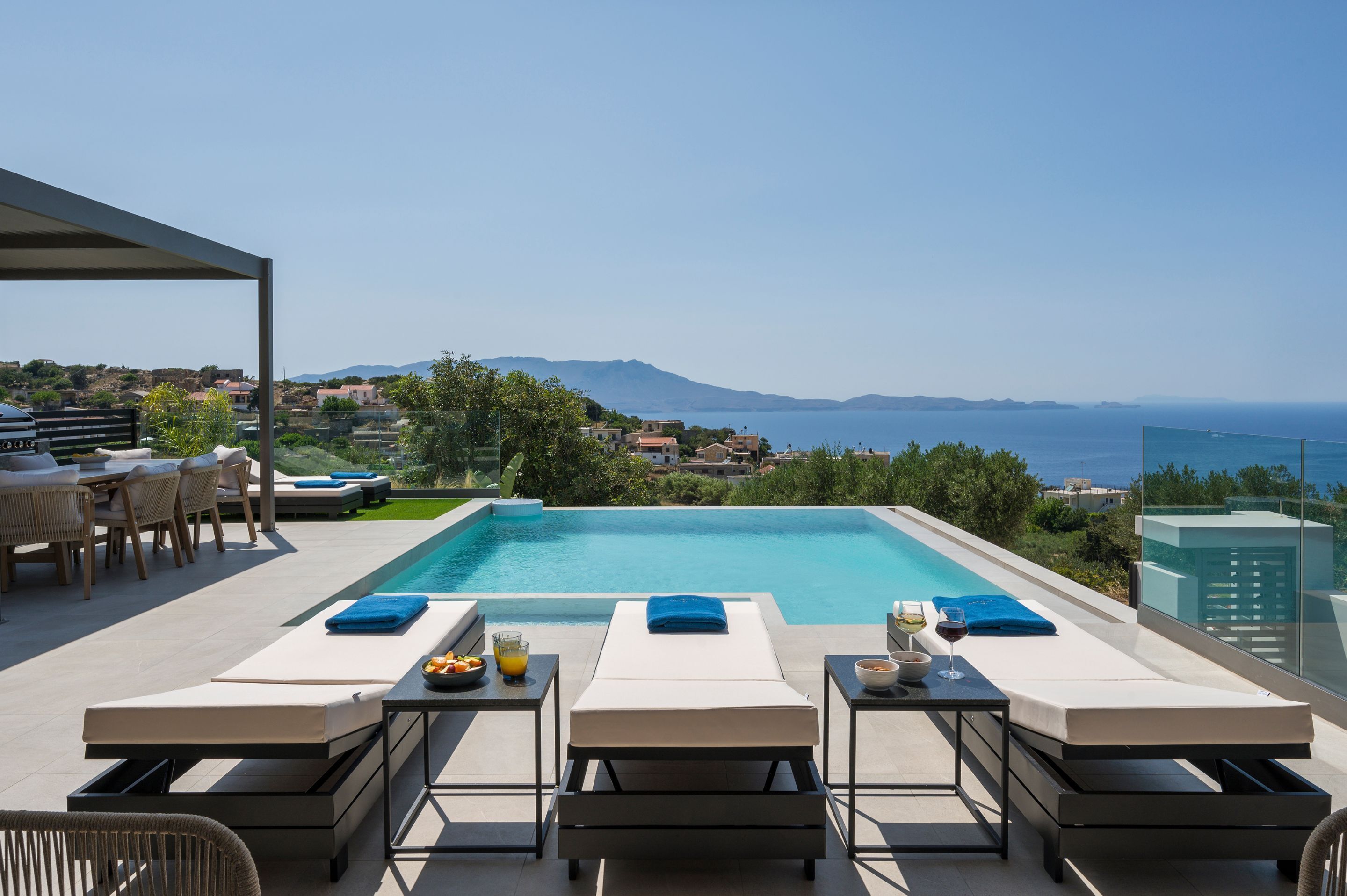 Luxe villa, 4 slaapkamers, privézwembad, uitzicht op zee | Privézwembad