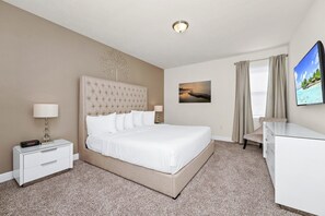 6 bedrooms, iron/ironing board, WiFi, bed sheets