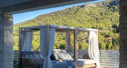 Villa Belpur - Modern Villa with Pool and Spa
