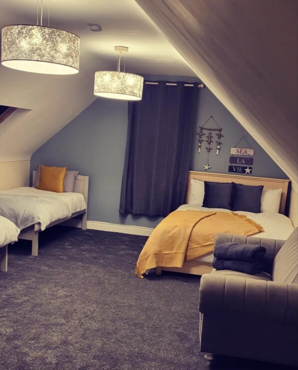 1 dormitorio, tabla de planchar con plancha, wifi gratis y ropa de cama