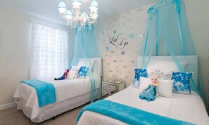 5 quartos, ferros/tábuas de passar roupa, Wi-Fi, roupa de cama