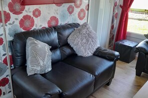 Chalet | Living area