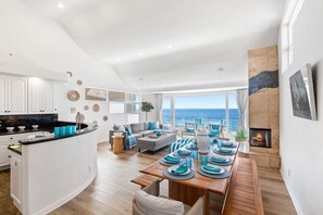 Interior - Gorgeous Oceanfront Mansion Private Sand Fire Ring (Oceanside)