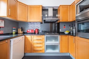 Fridge, microwave, oven, dishwasher