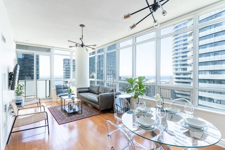 Maple Leaf Square Executive Suite