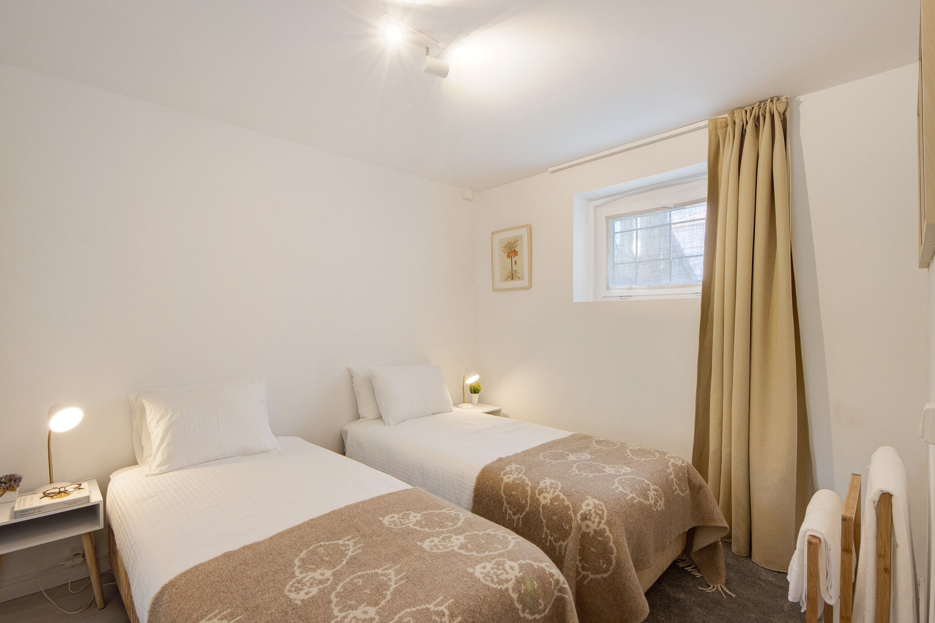 1 camera, ferro/asse da stiro, Wi-Fi gratuito, lenzuola