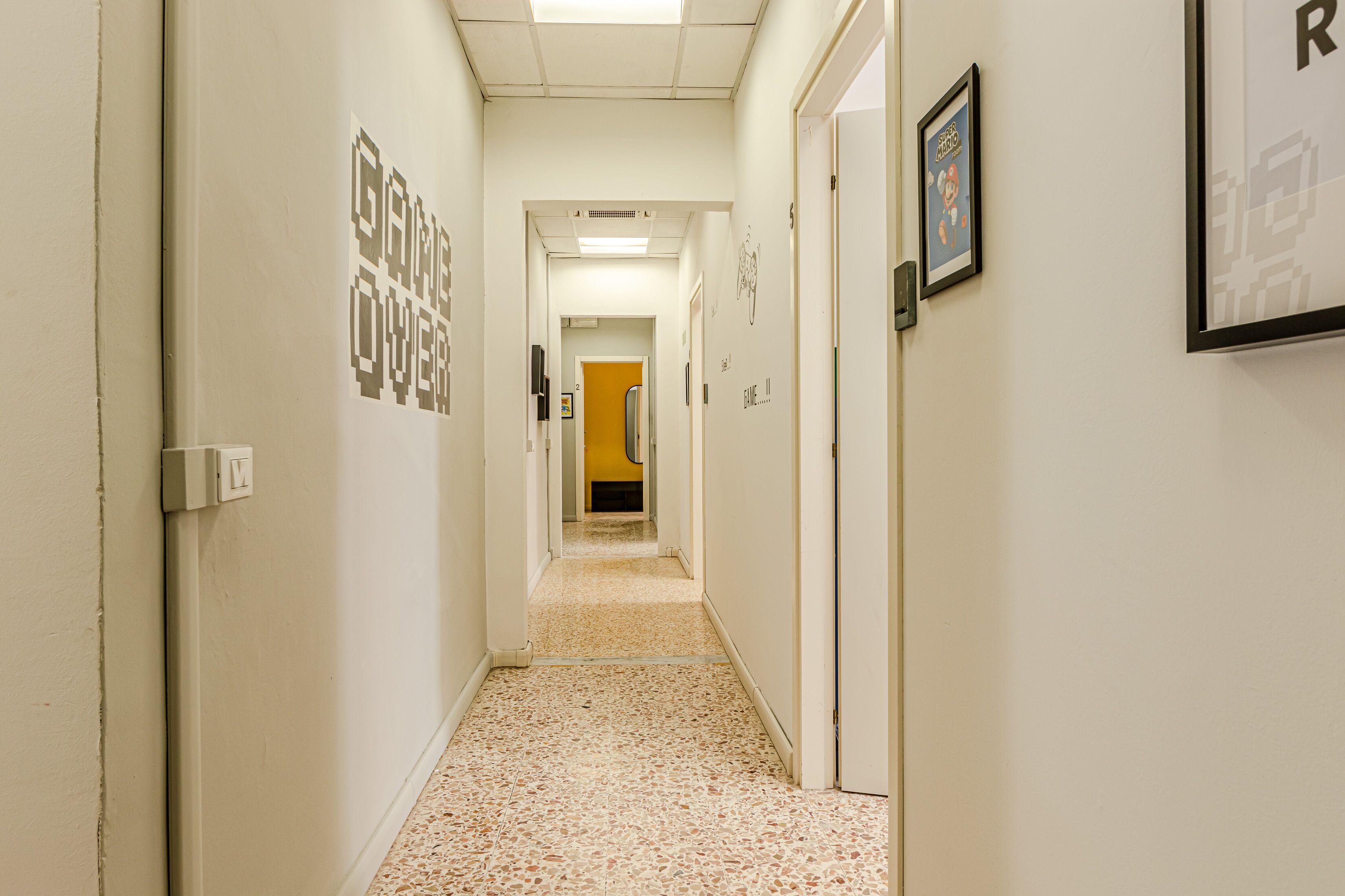 28-inch Smart TV with digital channels, TV