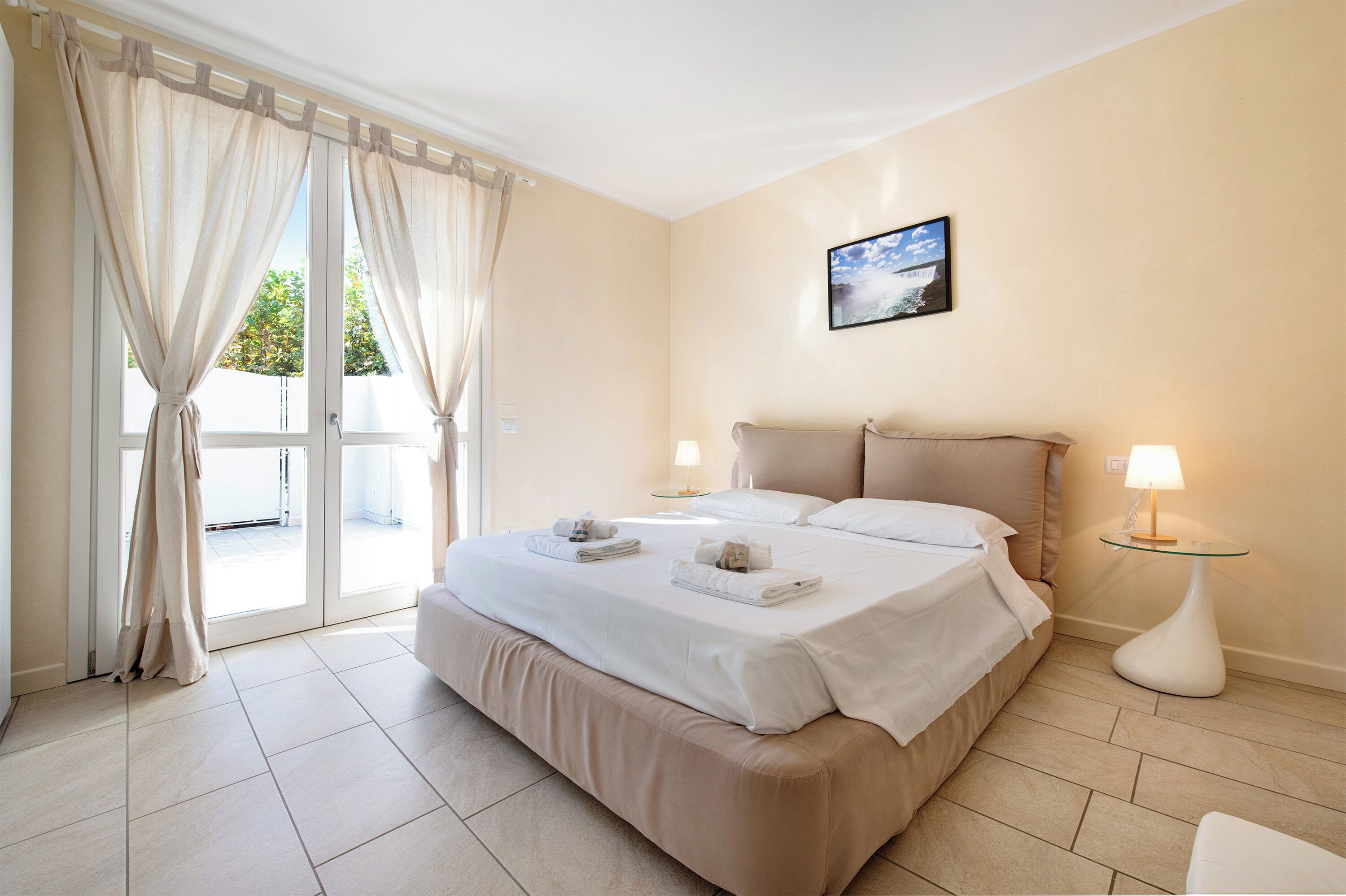 2 chambres, fer et planche à repasser, Wi-Fi gratuit, draps fournis