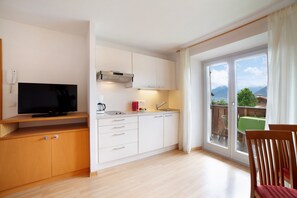 Interior - Holiday Apartment "Mosttragerhof 2" with Mountain View, Shared Pool & Wi-Fi (Scena)