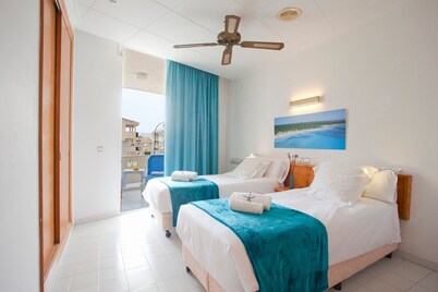 Apartment "Apartamento Es Trenc 2 Colonia de Sant Jordi" with Balcony, Wi-Fi & Air Conditioning