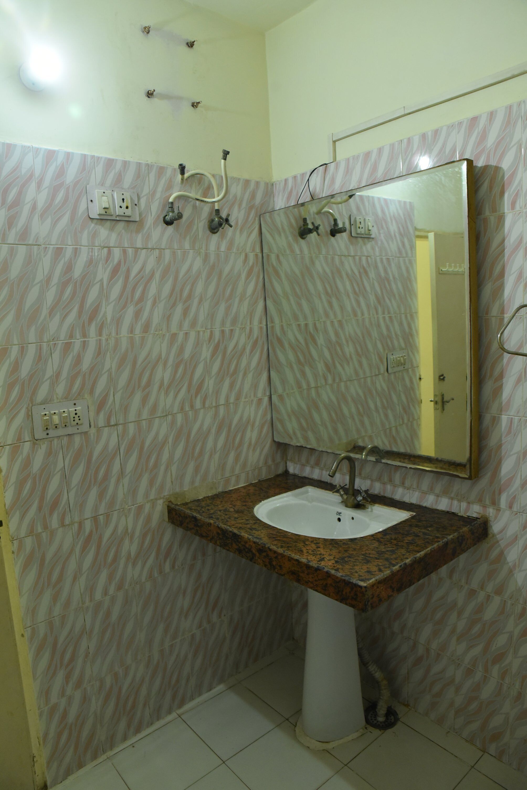 Suihku, bidee, pyyhkeet, saippua