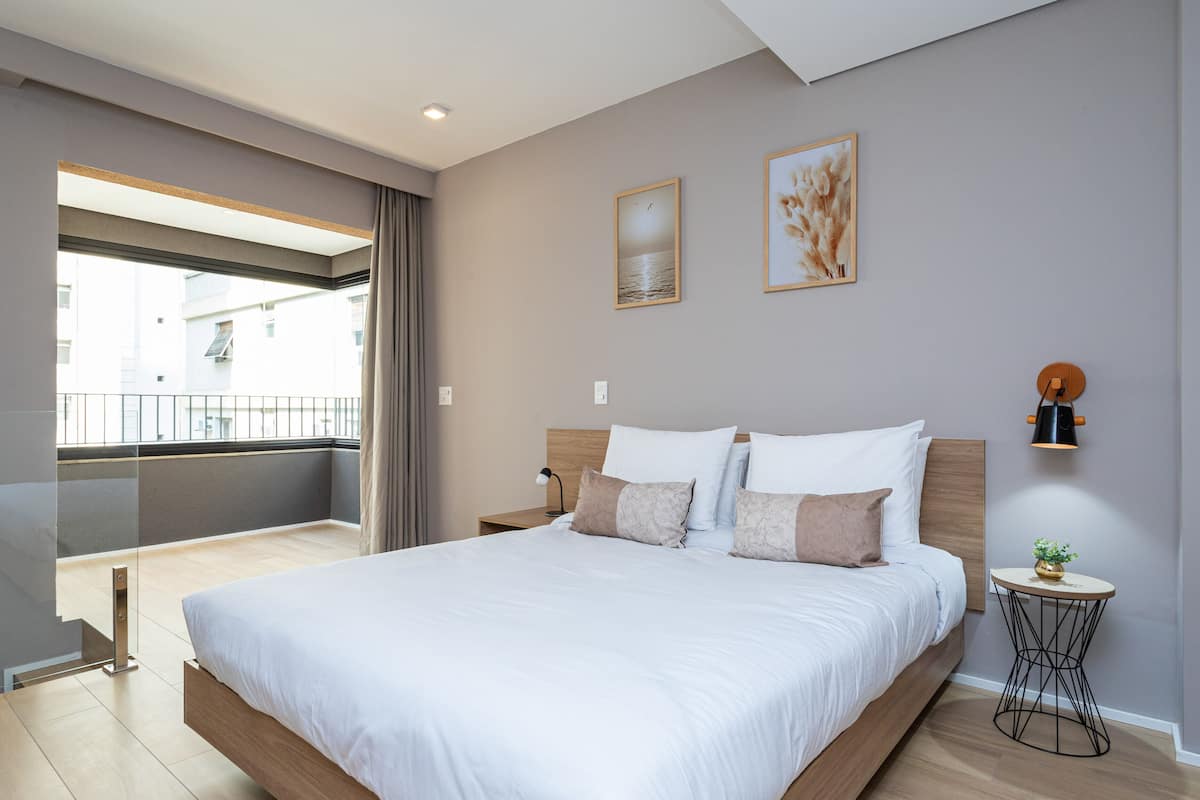 Comfort Duplex | 1 bedroom, individually decorated, laptop workspace, iron/ironing board