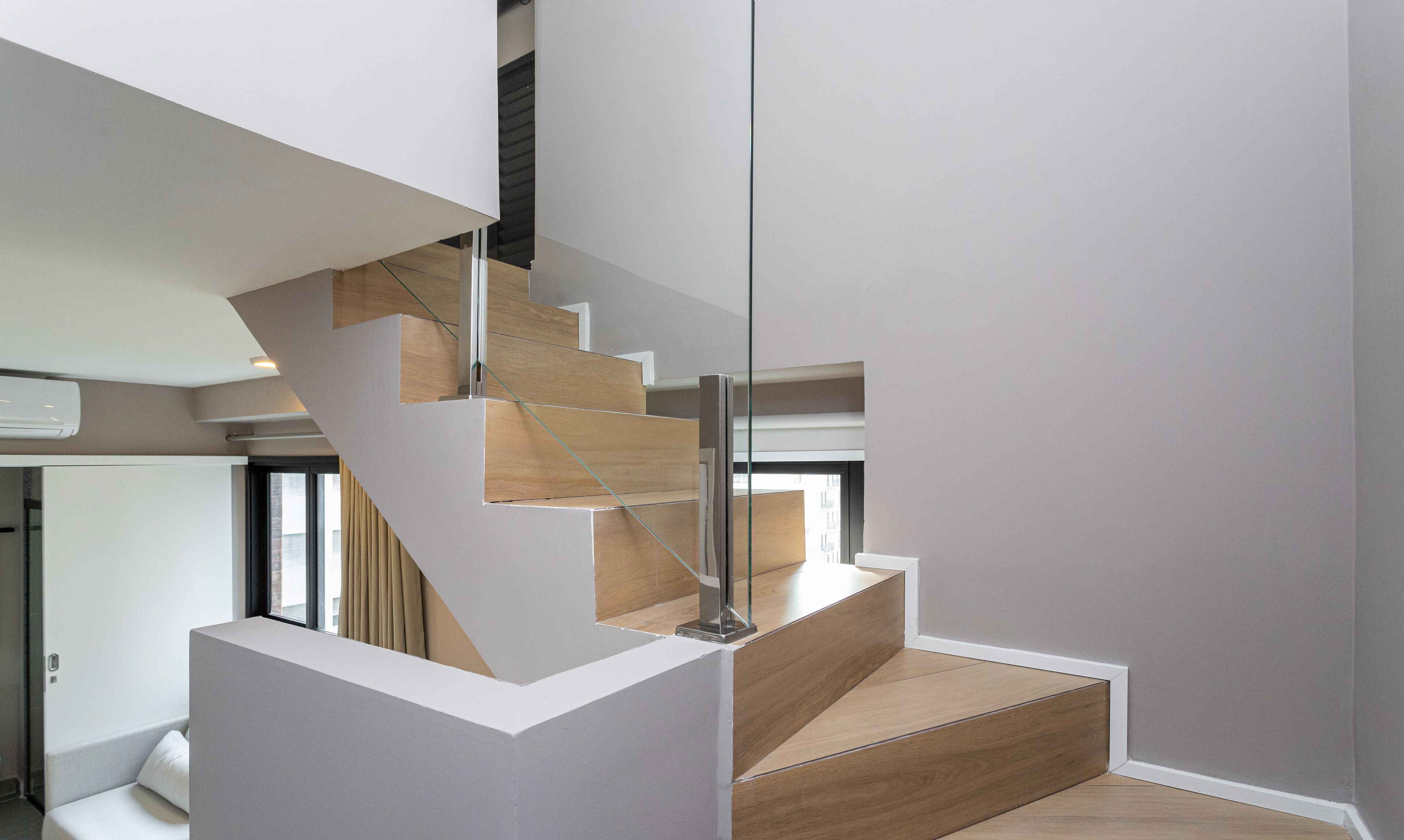 Executive Duplex | Living area | 32-inch Smart TV with digital channels