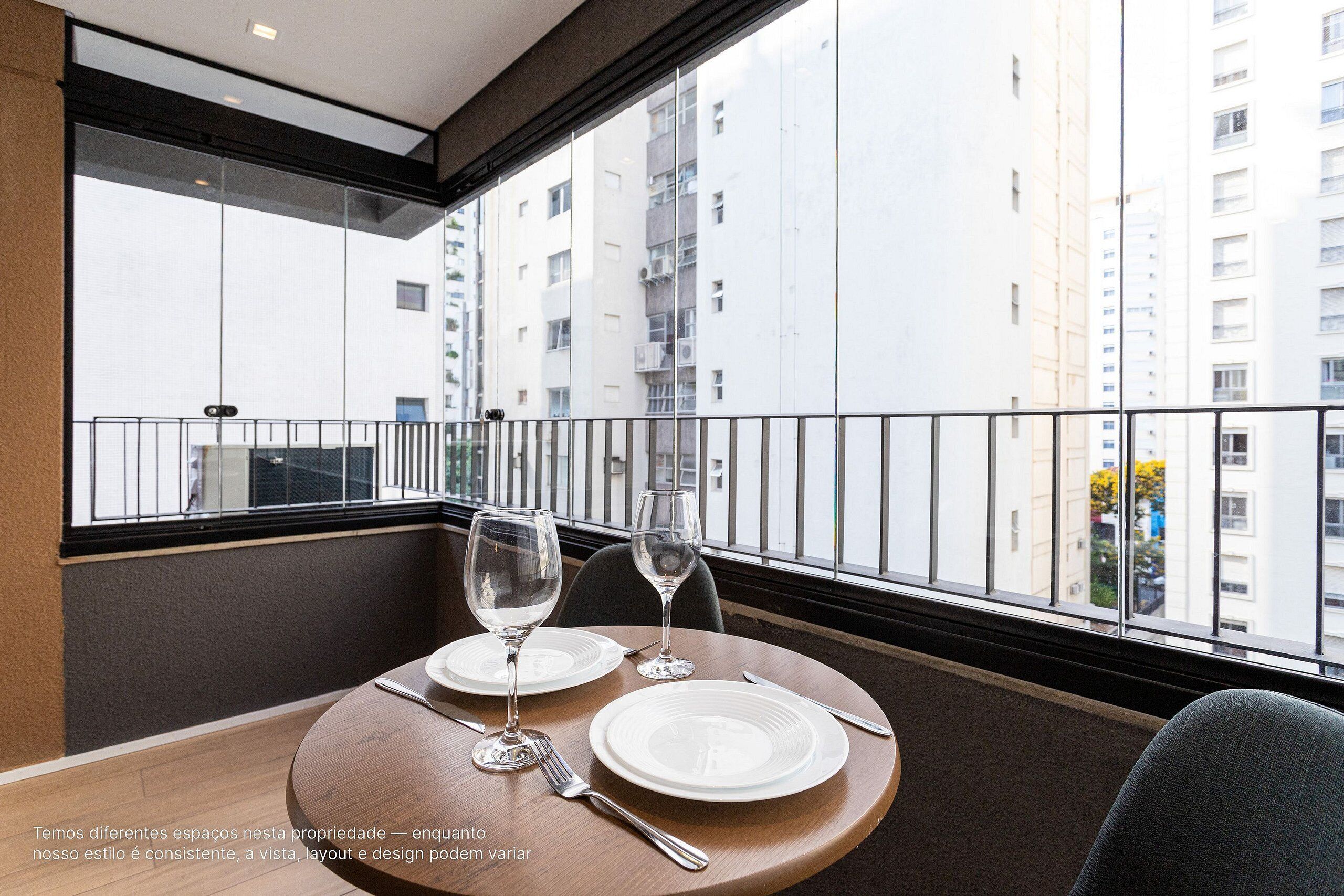 Comfort Duplex | Dining