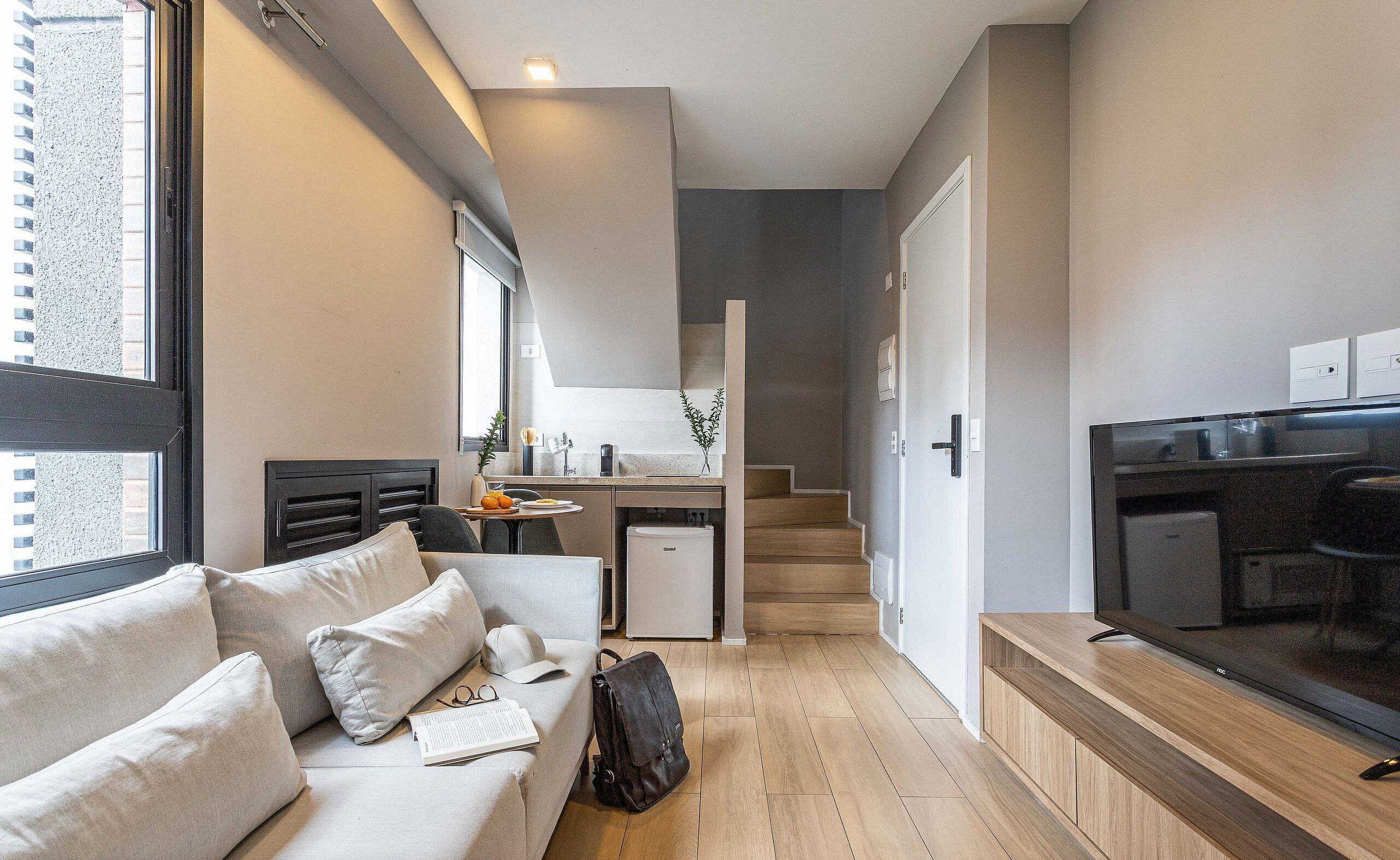 Executive Duplex | Living area | 40-inch Smart TV with digital channels