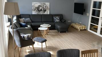 Smart TV, fireplace, foosball, table tennis