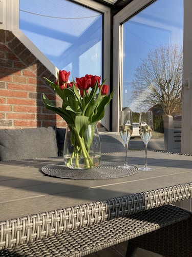 North Sea coast, charming Frisian house with fireplace, conservatory, sauna, beach chair