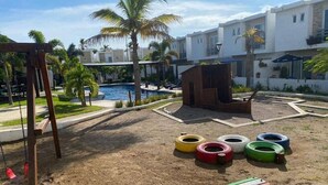 Outdoor pool - Casas Almar By Trvl2hm Mazatlan Regency (Mazatlán)