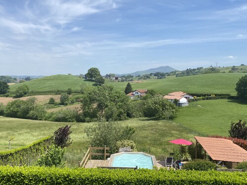 Family Friendly, Swimming pool, Air conditioned, Quiet, Pastoral