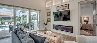 Coral Cabana -4 Bedroom/3 Bath/Heated Pool-Sitting Pool