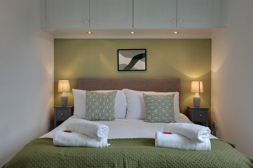 Entire home/flat perfect for contractors