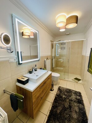 Hair dryer, towels, soap - Charming Holiday House (Mastershausen)