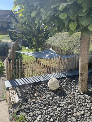 Property grounds - Charming Holiday House (Mastershausen)