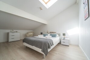 3 soverom, strykejern/-brett, wi-fi (inkludert) og sengetøy