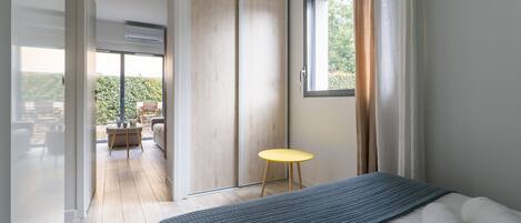 1 bedroom, iron/ironing board, free WiFi, bed sheets