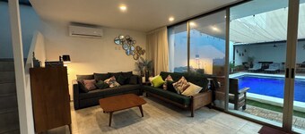 Beautiful comfortable house close to the beach and restaurants area