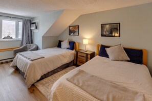 3 عدّة غرف نوم ومكواة/لوح كي وسرير سفر وواي فاي