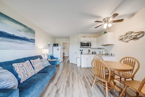 TV - Assateague Inn 106 by Seaside Vacations & Sales (Chincoteague Island)