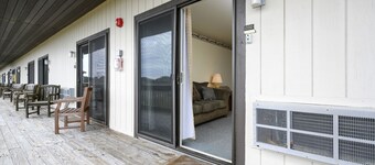 Only 5 min. from the Beach!