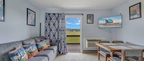 Flachbildfernseher, DVD-Player