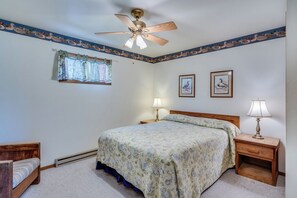 1 bedroom, WiFi, bed sheets